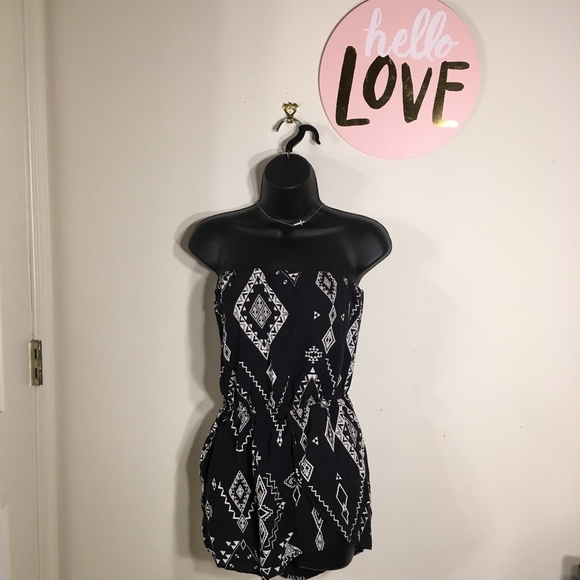 Billabong Pants - Billabong Black and White Patterned Romper